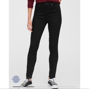 Gap High Rise Universal Legging Jeans with Washwell
